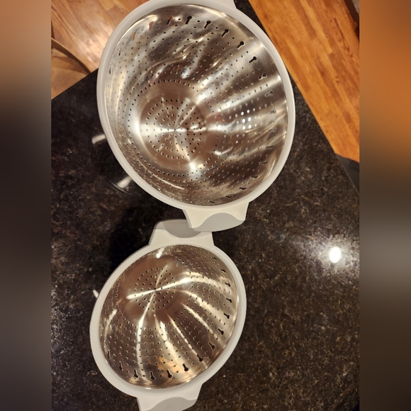 Stainless Steel Colander Set - Picture 3 of 4